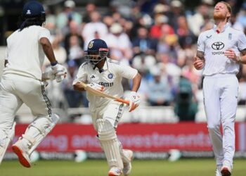 Eng बनाम Ind 1 टेस्ट: ऋषभ पंत दोनों पारी में सदियों से स्कोर करने के लिए परीक्षण इतिहास में केवल दूसरा विकेटकीपर बन जाता है
