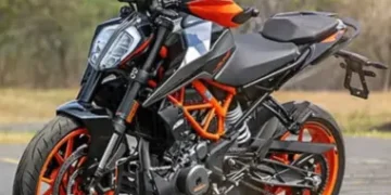 KTM ड्यूक 390: पॉकेट फ्रेंडली रॉकेट अनलिशेड