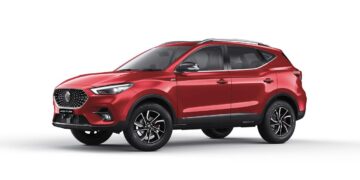 Mg Astor भारत की एकमात्र मिड-साइज़ SUV है जिसमें 10 इंच के इन्फोटेनमेंट डिस्प्ले और पैनोरमिक सनरूफ 12.5 लाख रुपये हैं।