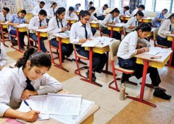 NEET UG परिणाम 2025 आउट! अपनी रैंक, स्कोरकार्ड और टॉपर इनसाइट्स का अन्वेषण करें