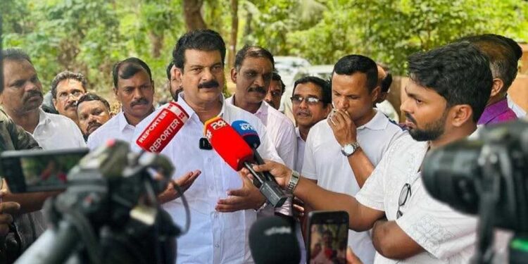 Nilambur Bypoll: कैसे अंवर, एक बार केरल के सबसे अमीर विधायक, महत्वपूर्ण LDF-UDF प्रतियोगिता में ट्विस्ट जोड़ रहे हैं