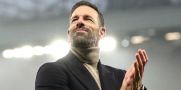 Ruud van Nistelrooy के साथ लीसेस्टर सिटी पार्ट तरीके