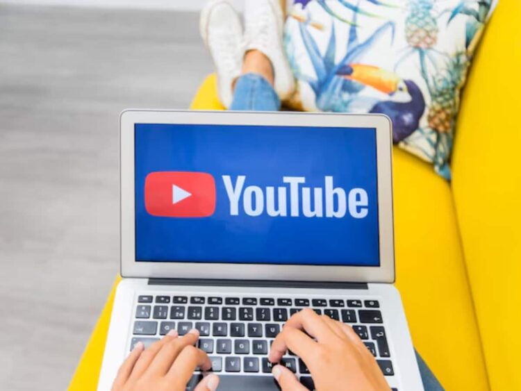 YouTube को खोजने वाले वीडियो को आसान बनाने के लिए AI अपडेट को रोल करता है | YouTube खोज | YouTube हिंडोला