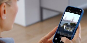 iPhone उपयोगकर्ताओं को एडोब के फ्री प्रोजेक्ट इंडिगो ऐप के साथ एक प्रो कैमरा अपग्रेड मिलता है