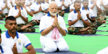 अंतर्राष्ट्रीय योग दिवस 2025 - पीएम नरेंद्र मोदी की वैश्विक कल्याण के लिए दृष्टि