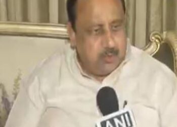 "अपने मानसिक संतुलन को खोना": भाजपा के खंडेलवाल ने संजय सिंह को पीएम मोदी पर अपनी टिप्पणी पर स्लैम किया