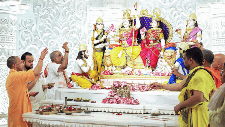 अयोध्या के राम मंदिर में एक और भव्य प्राणीश, इस बार योगी फ्रंट एंड सेंटर के साथ