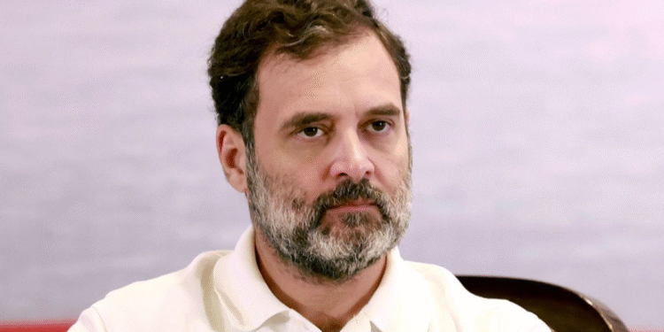 आपातकाल की 50 वीं वर्षगांठ: जब राहुल गांधी ने इंदिरा गांधी की सबसे बड़ी गलती में स्वीकार किया, तो आरएसएस ने कास्ट किया