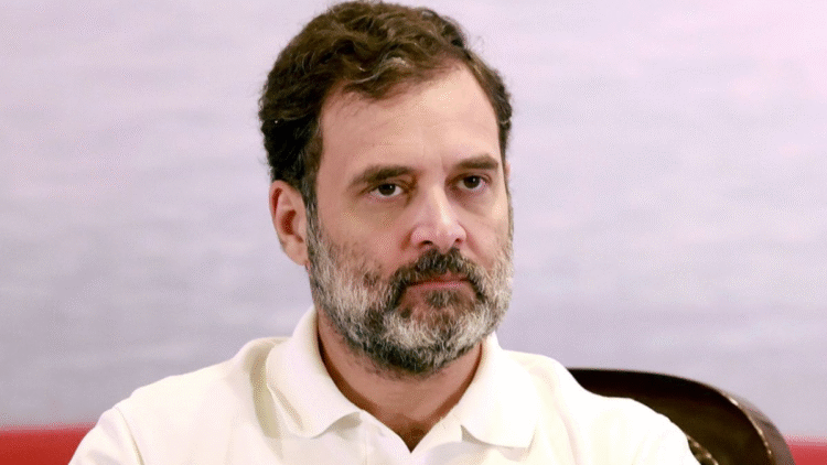 आपातकाल की 50 वीं वर्षगांठ: जब राहुल गांधी ने इंदिरा गांधी की सबसे बड़ी गलती में स्वीकार किया, तो आरएसएस ने कास्ट किया
