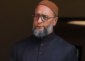 'आशा है कि हमारी सरकार होगी ...' असदुद्दीन ओवैसी ने ईरान पर अमेरिकी हवाई हमले की निंदा की, अंतरराष्ट्रीय कानून अनुपालन के लिए कॉल किया