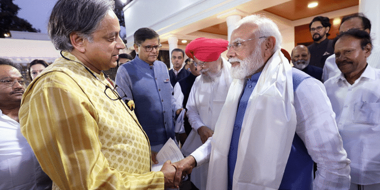कांग्रेस-थारोर गाथा में नया मोड़- पीएमओ ने ओपी सिंदूर ग्लोबल आउटरीच पर केरल सांसद का लेख साझा किया