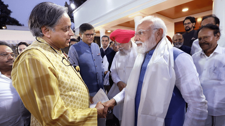 कांग्रेस-थारोर गाथा में नया मोड़- पीएमओ ने ओपी सिंदूर ग्लोबल आउटरीच पर केरल सांसद का लेख साझा किया