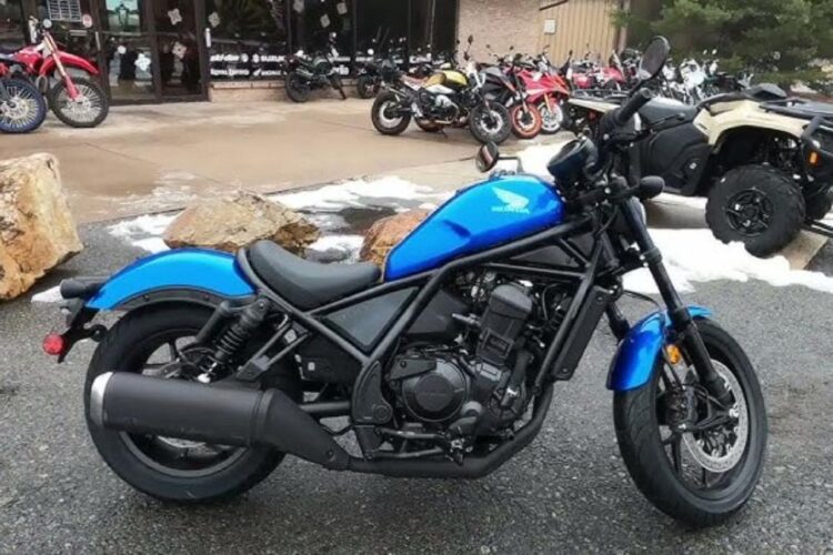 कालातीत माध्य मशीन! Honda Rebel 500 रिटर्न, अपने सपने को सच करने से पहले सुविधाओं और चश्मा की जाँच करें