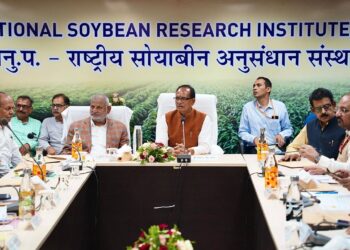कृषि अनुसंधान किसानों के खेतों में तय किया जाना चाहिए, दिल्ली में नहीं: सोयाबीन रिसर्च इंस्टीट्यूट, इंदौर में शिवराज सिंह चौहान