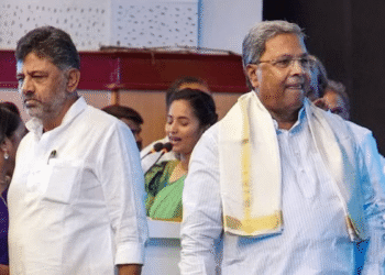 कैसे कर्नाटक की 'जाति की जनगणना' को फिर से परिभाषित करता है, शिवकुमार को मजबूत किए बिना सीएम सिद्धारमैया को कमजोर करता है
