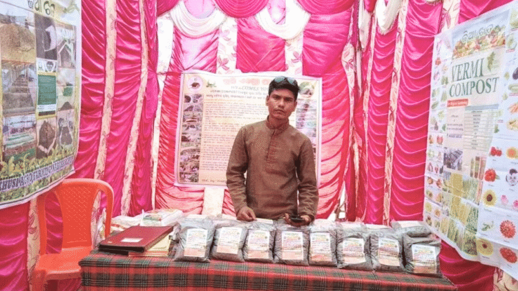 कैसे जितेंद्र महाराणा की जैविक उर्वरक यात्रा ओडिशा में कृषि को 30 लाख रुपये के वार्षिक कारोबार के साथ बदल रही है