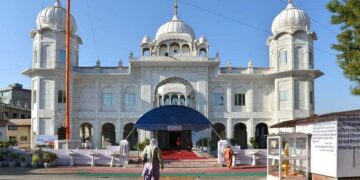 कैसे 'ब्लैक डे' के रूप में 50 वीं आपातकालीन वर्षगांठ को चिह्नित करने के लिए आगे बढ़ें