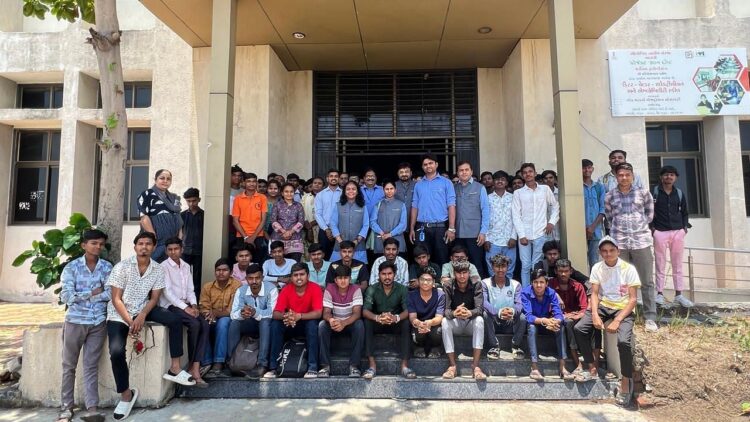 कोरोमंडेल इंटरनेशनल अपग्रेडेड वर्कशॉप फैसर्च इन इटी अटाली, गुजरात में स्किल डेवलपमेंट एंड वोकेशनल ट्रेनिंग को बढ़ावा देने के लिए