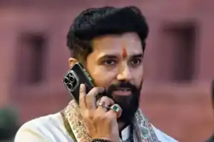 क्या चिराग पासवान की बिहार की राजनीति में प्रवेश से नीतीश कुमार के लिए सिरदर्द पैदा होगा?