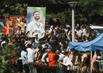 खराब समन्वय, बड़े पैमाने पर मतदान, योजना की कमी, जांच करें कि आरसीबी जीत परेड स्टैम्पेड के कारण क्या हुआ?