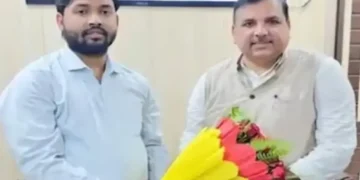 खान सर: पवन सिंह-मर्दाना कसीप मिलने के बाद, एएपी के साथ यूटुबर की बैठक में तापमान, बिहार में राजनीतिक परिदृश्य बदल जाता है?