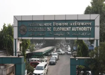 गाजियाबाद समाचार: जीडीए की बड़ी उपलब्धि! Inderapuram एक्सटेंशन में 10 हेक्टेयर प्राइम लैंड ने अतिक्रमण से मुक्त किया