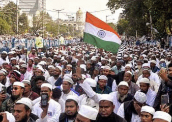 चल रही कानूनी चुनौतियों के बीच वक्फ संपत्तियों की पारदर्शिता और प्रबंधन को बढ़ाने के लिए 'UMEED' पोर्टल