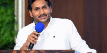 जगन मोहन रेड्डी ने रैली त्रासदी, राजनीतिक हंगामे और सुरक्षा चिंताओं के बाद बुक किया