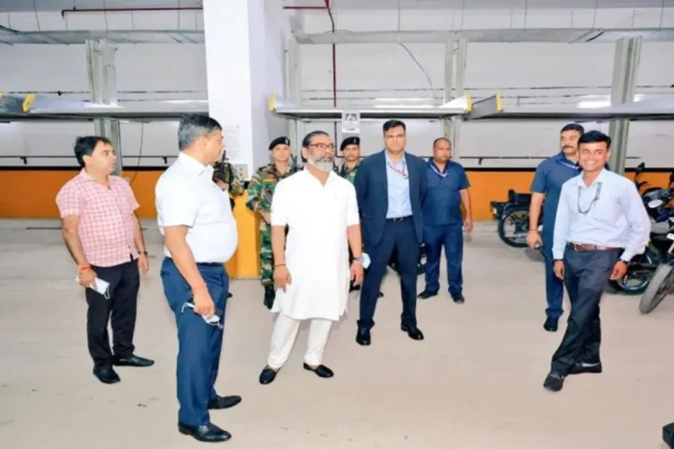 झारखंड सीएम हेमंत सोरेन ने दिल्ली में नए झारखंड भवन का निरीक्षण किया; अस्पताल में बीमार पिता शिबू सोरेन का दौरा करते हैं