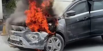 टाटा नेक्सन आग पकड़ता है - इस गर्मी में अपनी कार से बचने के 5 तरीके