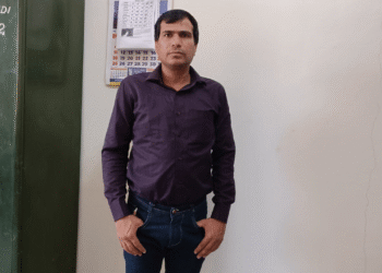 डॉ। भानू कुमार मीना से मिलिए, एक दूरदर्शी पारंपरिक खेती और आधुनिक प्रौद्योगिकी को जैविक प्रथाओं और नीति सहायता के माध्यम से किसानों को सशक्त बनाने के लिए