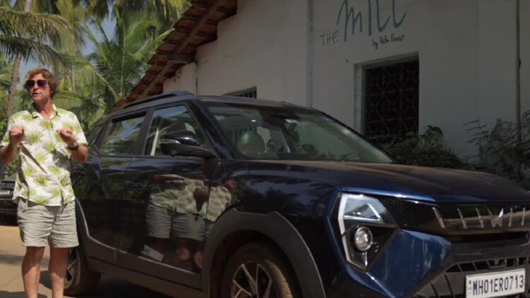 दक्षिण अफ्रीकी क्रिकेट आइकन खरीदें महिंद्रा XUV700 - एलन डोनाल्ड के लिए जोंटी रोड्स