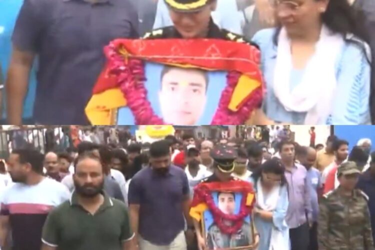 दो सैनिक, एक आखिरी अलविदा! लेफ्टिनेंट कर्नल दीपिका की बहादुर विदाई, वीडियो वायरल हो जाता है