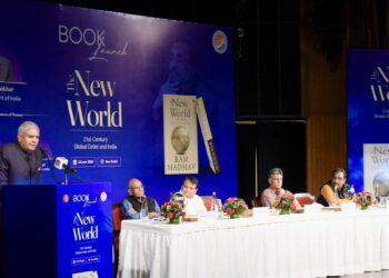 धंखर ने सावरकर के यथार्थवाद को आमंत्रित किया, भारत के अंतर्राष्ट्रीय कूटनीति कम्पास के रूप में राष्ट्रीय हित का समर्थन करता है