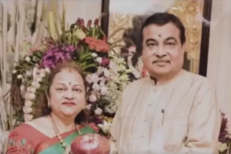 नितिन गडकरी की पत्नी ने इनोवेटिव म्यूलिंग पेपर टेक्नोलॉजी का उपयोग करके कार्बनिक प्याज उगाया, ऑनलाइन प्रशंसा की प्रशंसा करें