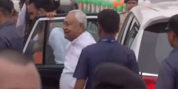 नीतीश कुमार ने कई मंत्रियों की उपस्थिति में पटना में काची दरगाह-बिदुपुर पुल का उद्घाटन किया