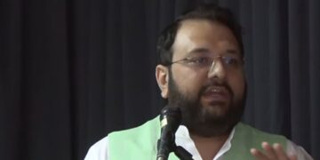 "पाकिस्तान ने हमें प्रॉक्सी युद्धों के माध्यम से विक्सित भरत के मार्ग से पटरी से उतारने की कोशिश की": मलेशिया में ऑल-पार्टी प्रतिनिधिमंडल सदस्य हेमंग जोशी