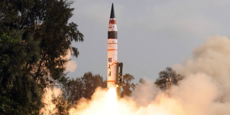 बंकर बस्टर मिसाइल परियोजना: DRDO वैश्विक तनावों के बीच बंकर बस्टर वारहेड के साथ नए Agni-5 संस्करण विकसित करता है