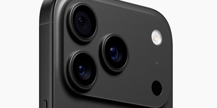 "बहुत ही खूबसूरत!" इनसाइडर ने iPhone 17 प्रो की उच्चतम गुणवत्ता वाली तस्वीर का खुलासा किया