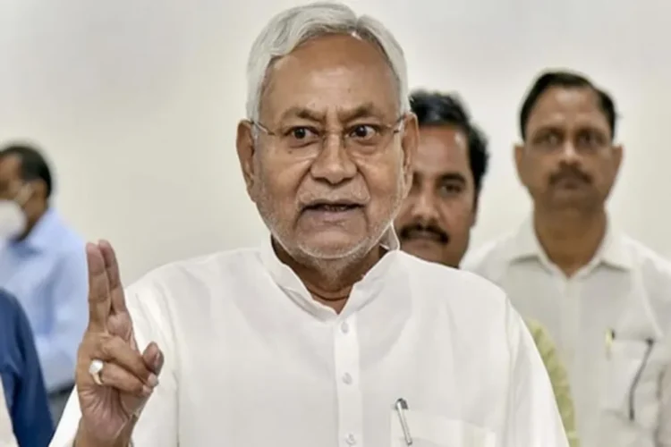 बिहार चुनावों से आगे, सीएम नीतीश कुमार ने सामाजिक सुरक्षा पेंशन योजना में प्रमुख वृद्धि की घोषणा की