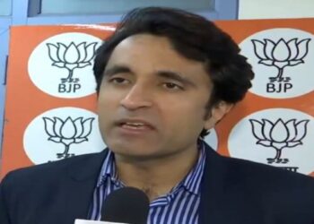 बीजेपी के प्रदीप भंडारी ने कांग्रेस पर गाजा संघर्ष विराम पर भारत के अनगा संयम पर "आधे-अधूरे" फैलाने का आरोप लगाया।