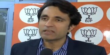 बीजेपी के प्रदीप भंडारी ने कांग्रेस पर गाजा संघर्ष विराम पर भारत के अनगा संयम पर "आधे-अधूरे" फैलाने का आरोप लगाया।