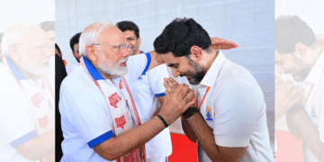 'भाई लोकेश' के लिए प्रशंसा के साथ, कैसे मोदी एनडीए को मजबूत करने के लिए बोली में टीडीपी स्कोन के साथ संबंधों की खेती कर रहा है