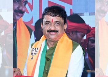 भाजपा के सांसद अलोक शर्मा ने भोपाल के मुस्लिम जिम ट्रेनर्स पर 'लव जिहाद' का आरोप लगाया, बजरंग दल के अभियान को ईंधन दिया
