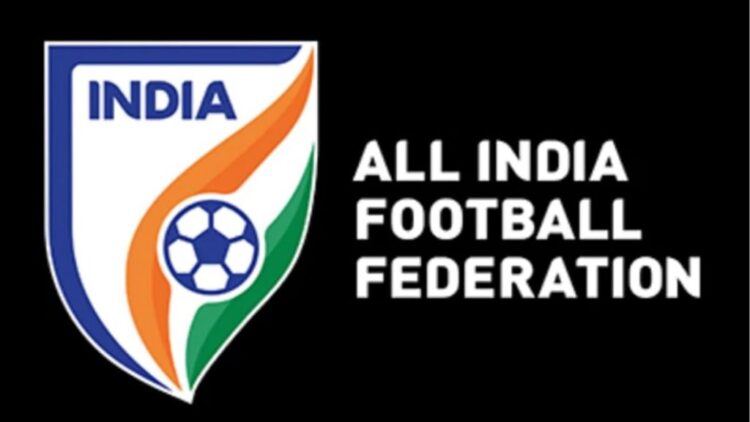 भारत एएफसी एशियन कप, फुटसल और बीच फुटबॉल प्रतियोगिताओं के लिए बोली लगाने के लिए, एआईएफएफ अध्यक्ष कल्याण चौबे की पुष्टि करता है
