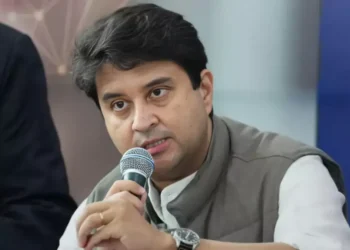 भारत के उपग्रह इंटरनेट स्पेस में प्रवेश करने के लिए Starlink सेट, केंद्रीय मंत्री Jyotiraditya Scindia कहते हैं