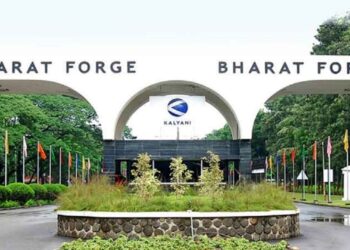 भारत ने भारतीय रक्षा के लिए आरोक पुरुष यूएवी की पेशकश करने के लिए फ्रांस के टर्गिस गेलार्ड के साथ एमओयू को साइन किया