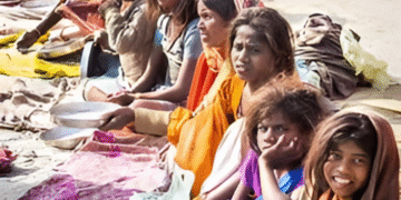 भारत में गरीबी दर में तेज गिरावट: नवीनतम आंकड़े प्रगति पर प्रकाश डालते हैं