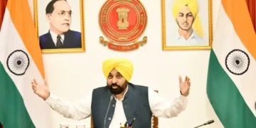 मूर्खतापूर्ण योजना और बाढ़ संरक्षण कार्य के निष्पादन के लिए सीएम चमगादड़