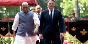 राजनाथ सिंह ने ऑस्ट्रेलियाई रक्षा मंत्री मारल्स के साथ द्विपक्षीय वार्ता आयोजित की; एजेंडा पर रक्षा सहयोग और क्षेत्रीय सुरक्षा मुद्दे